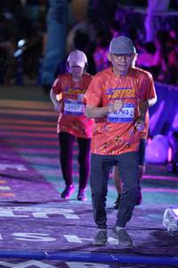 BIB: 3507, 8793
                            <button type="button" onclick="openModal(26261307)" class="btn btn-primary btn-sm float-right btn-popup" data-toggle="modal" data-target=".modal-high-quality">
                        <i class="fas fa-shopping-cart"></i> Add to Cart
                    </button>
                                            <button type="button" onclick="isThisMe(26261307, true)" class="btn btn-success btn-sm float-right btn-popup btn-isme hidden" data-toggle="tooltip" data-placement="bottom" title="นี่คือรูปของคุณใช่ไหม คลิกที่นี่เพื่อเอาเข้าอัลบั้ม">
                        <i class="fas fa-plus"></i> Add to album
                    </button>
                    <button type="button" onclick="isThisMe(26261307, false)" class="btn btn-warning btn-sm float-right btn-popup btn-isnotme hidden">
                        <i class="fas fa-ban"></i> Remove from album
                    </button>